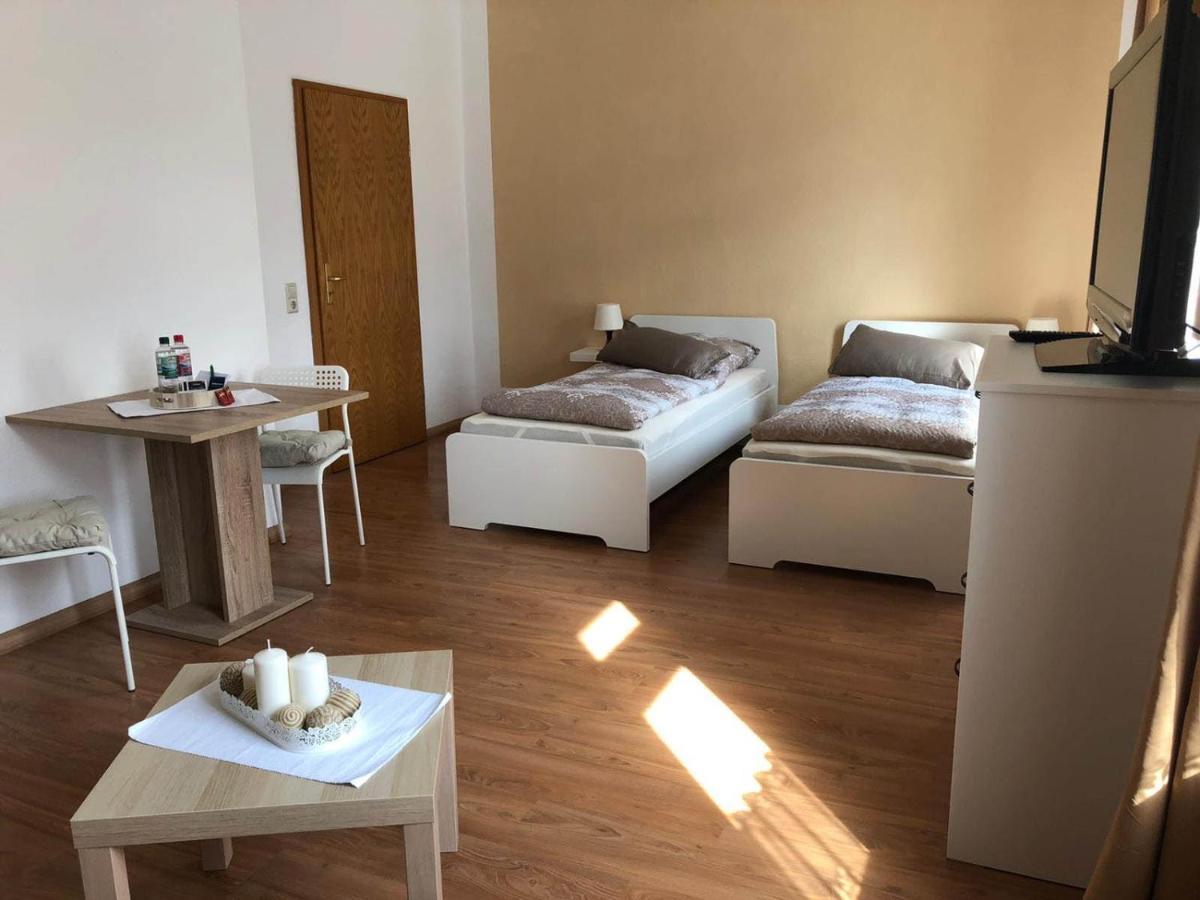 Ferienwohnung In Zwickau Exterior foto